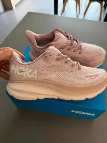 Brugt Hoka Clifton 9 Running Shoes