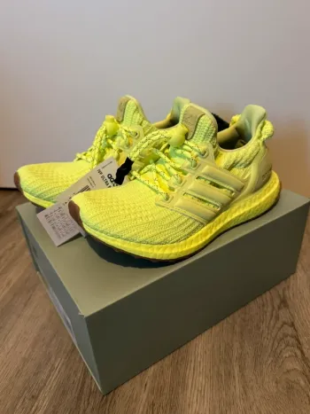 Used Continental Ultra Boost x Ivy Park bike — image 2 of 11