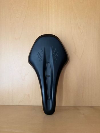 Käytetty Fizik Terra Argo X5 Saddle 2024 Saddles & Seatposts