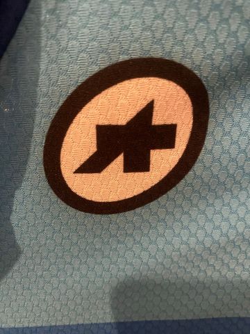 Used Assos Jersey 2025 bike — image 3 of 5