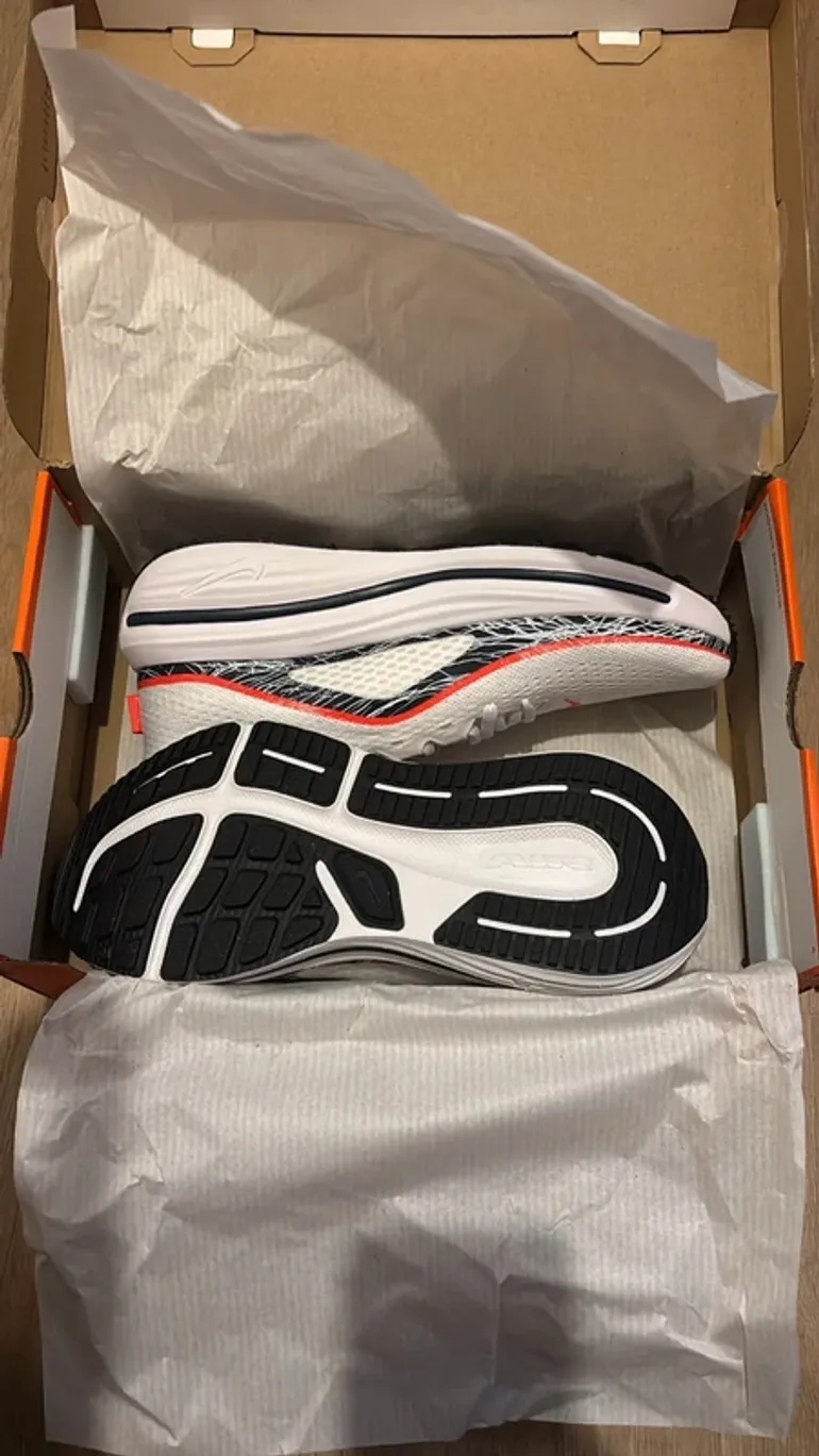 Used Nike Air Winflo 12 bike — image 4 of 15