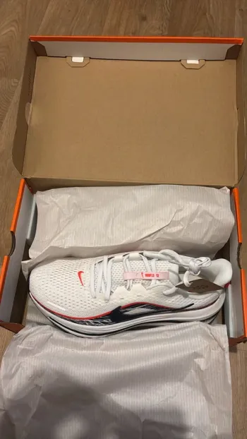 Used Nike Air Winflo 12 bike — image 2 of 15