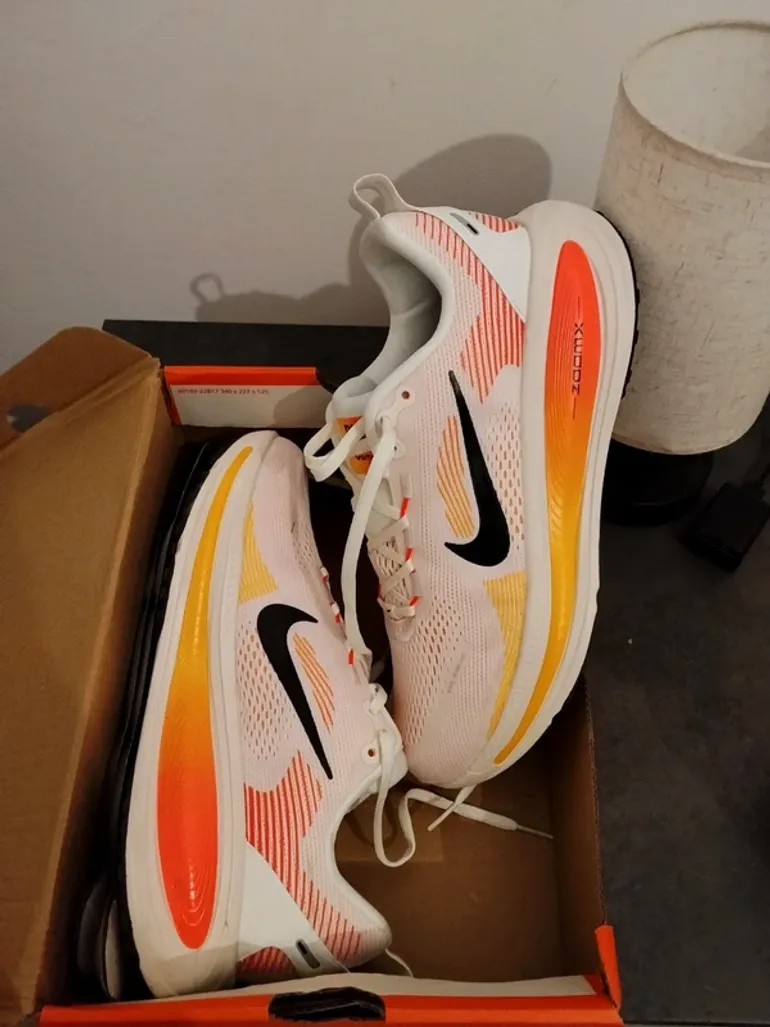 Orange Zoom Vomero 18 bike d'occasion — image 6 sur 9
