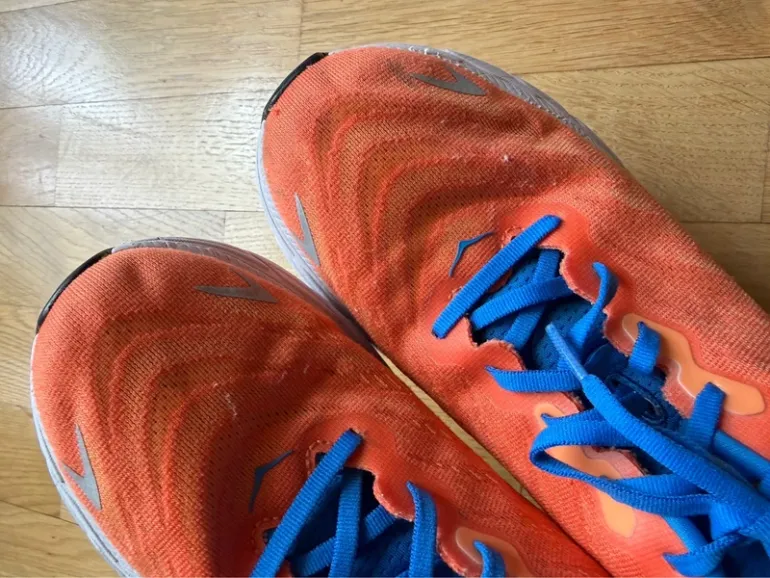 Used Hoka Arahi 6 bike — image 8 of 13