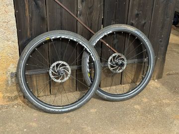 Used Mavic Crossmax 27.5 Boost Wheels 2020 bike — image 2 of 4
