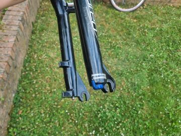 Used Manitou Skareb Fork 2005 bike — image 4 of 5