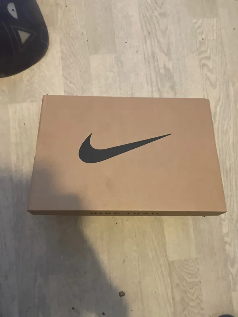 Nike Running Shoes bike d'occasion — image 2 sur 9