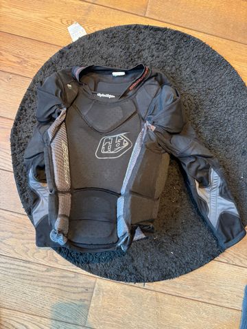 Used Troy Lee Designs Full Body Protective Gear Cycling Clothing