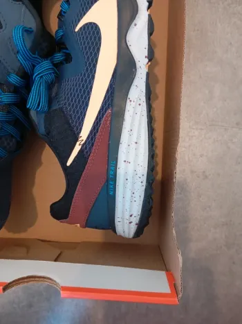 Tweedehands Nike Juniper Trail bike — afbeelding 9 van 9