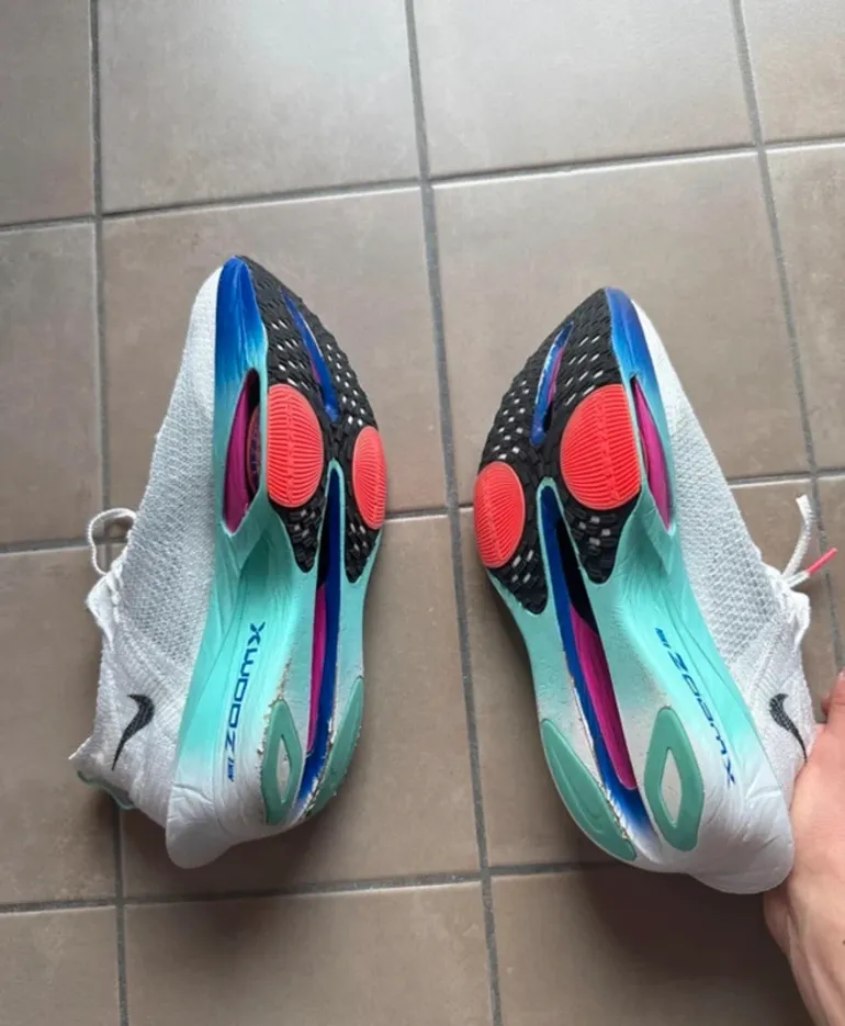 Brugt Nike Alphafly 3 bike — billede 8 af 10