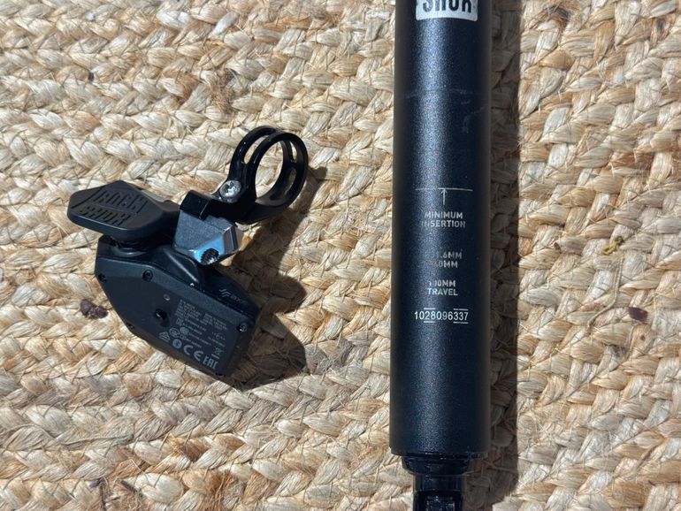 Brugt RockShox Reverb AXS 2025 bike — billede 2 af 4
