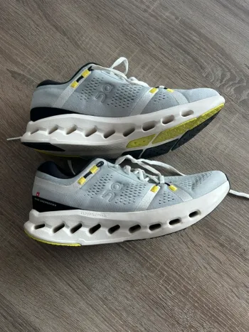 On Running Cloudsurfer 2 bike usato — immagine 4 di 6