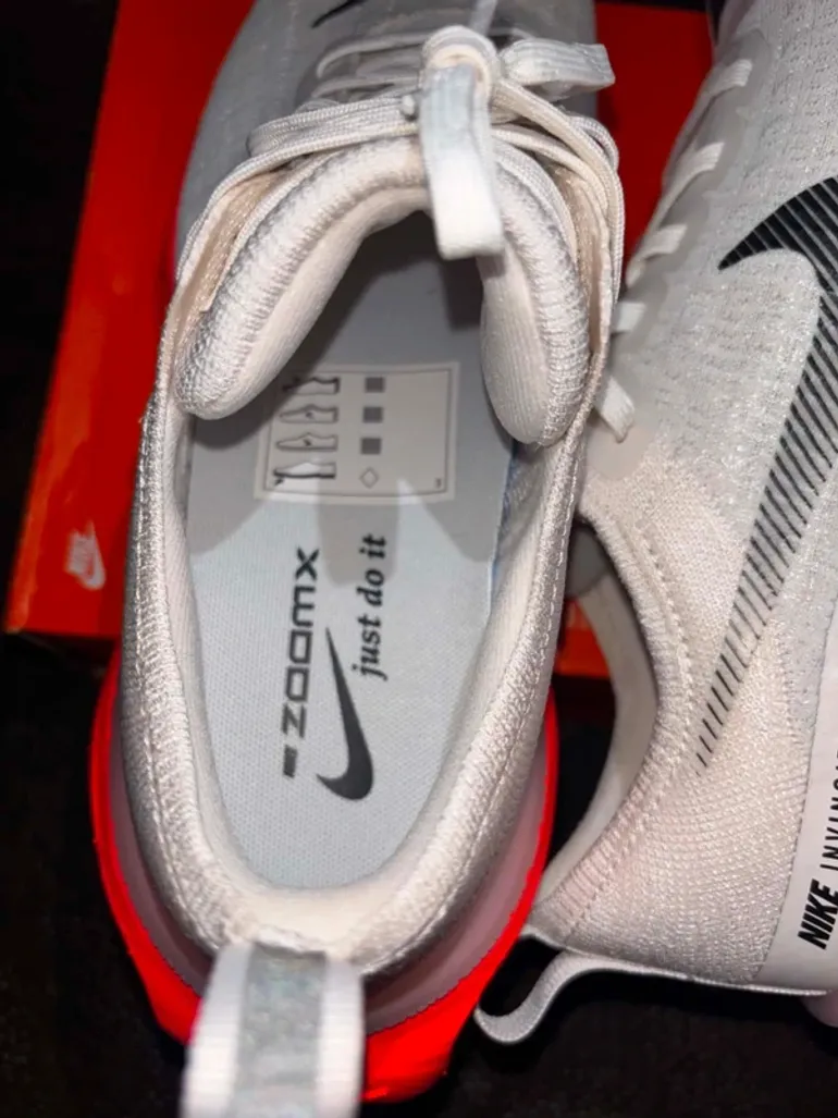 Used 100% ZoomX Invincible Run Flyknit 3 bike — image 15 of 15