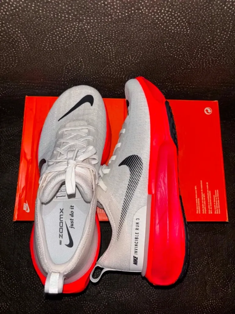 Used 100% ZoomX Invincible Run Flyknit 3 bike — image 4 of 15