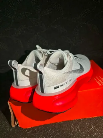 Used 100% ZoomX Invincible Run Flyknit 3 bike — image 12 of 15
