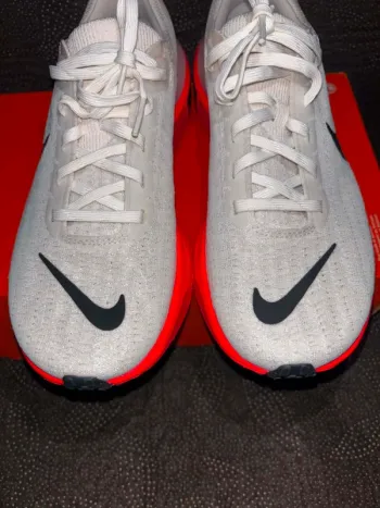 Used 100% ZoomX Invincible Run Flyknit 3 bike — image 7 of 15