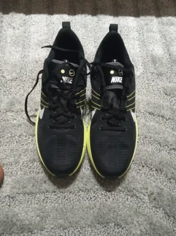 Nike Lunar Roam Running Shoes d'occasion