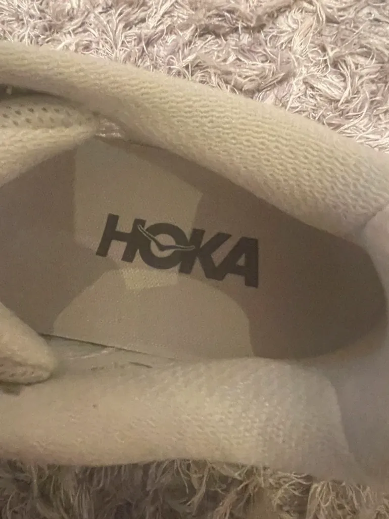 Used Hoka Challenger 8 bike — image 7 of 8
