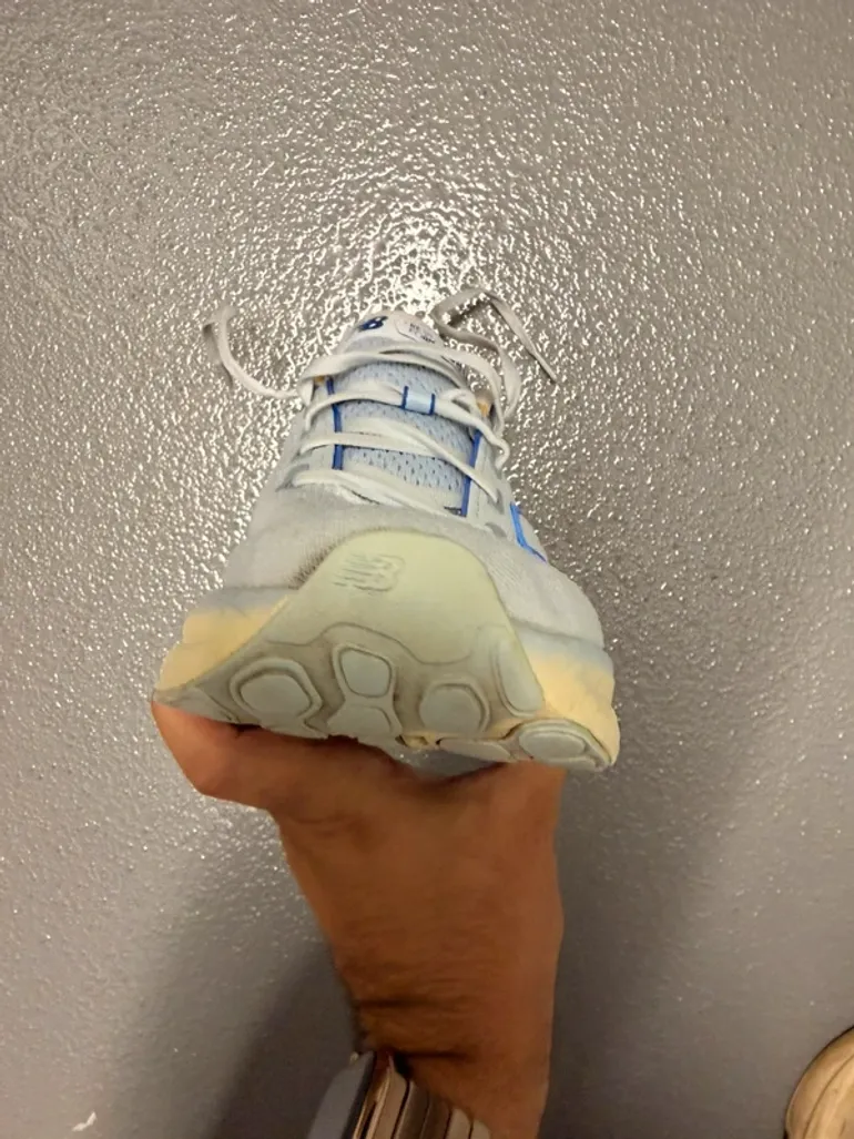 Used New Balance 1080 V13 bike — image 3 of 6