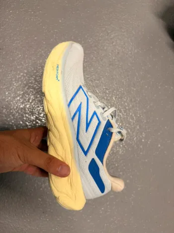 Used New Balance 1080 V13 Running Shoes