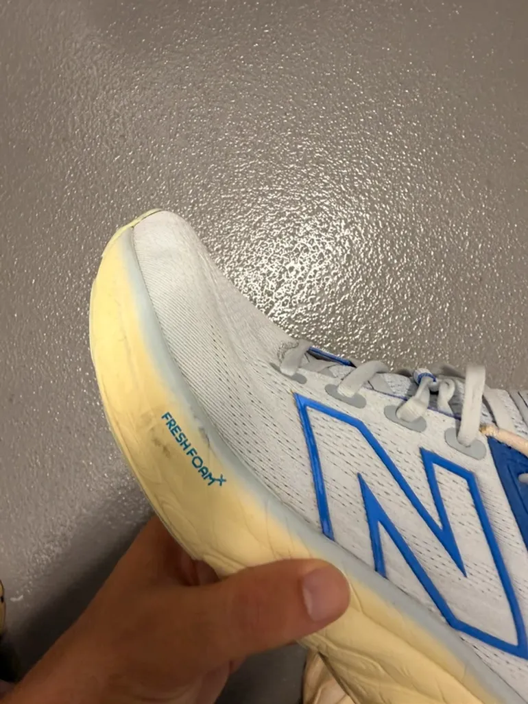 Used New Balance 1080 V13 bike — image 2 of 6