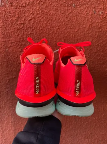 Brugt Nike Zoom Vaporfly Next 4 % bike — billede 4 af 11