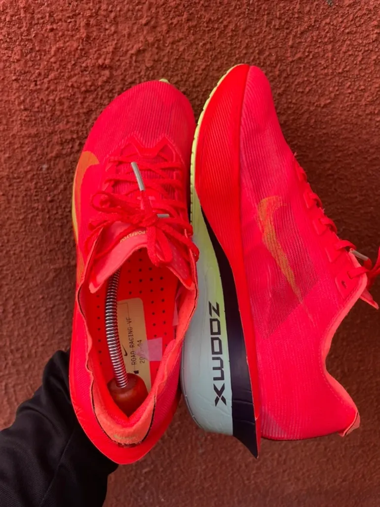 Brugt Nike Zoom Vaporfly Next 4 % bike — billede 7 af 11