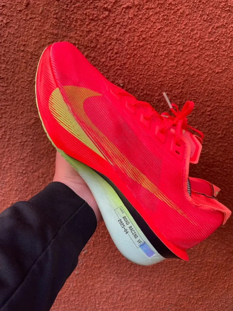 Brugt Nike Zoom Vaporfly Next 4 % bike — billede 2 af 11