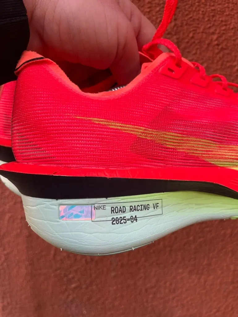 Brugt Nike Zoom Vaporfly Next 4 % bike — billede 6 af 11