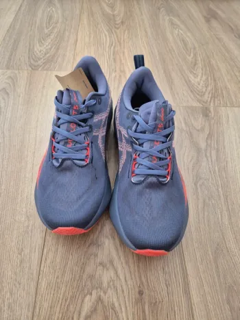 Asics Novablast 5 bike usato — immagine 2 di 5