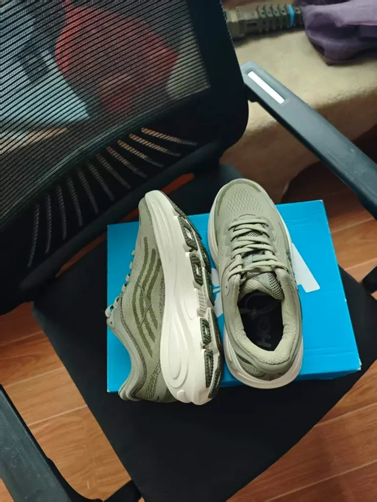 Used Hoka Shoes size 43 bike — image 3 of 7