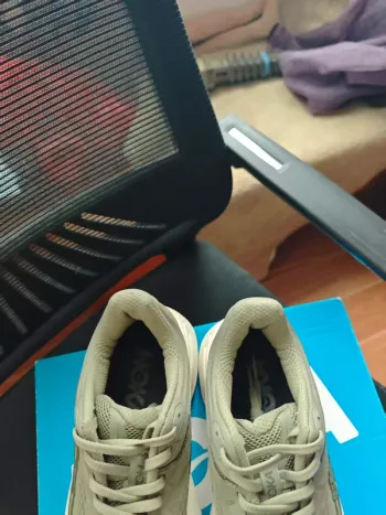 Used Hoka Shoes size 43 bike — image 5 of 7
