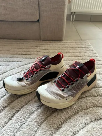 Genesis S/LAB Running Shoes usato