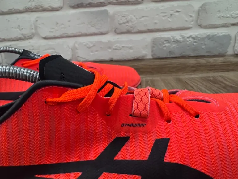 Tweedehands Asics Cosmoracer MD 2 bike — afbeelding 12 van 15