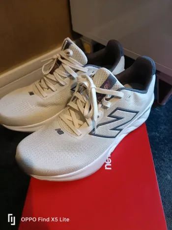 New Balance Sneakers Running Shoes d'occasion