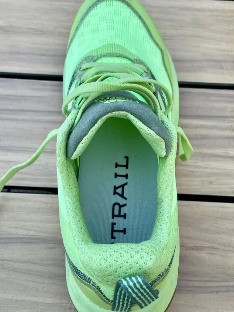 Käytetty New Balance Hierro V9 bike — kuva 8 / 11