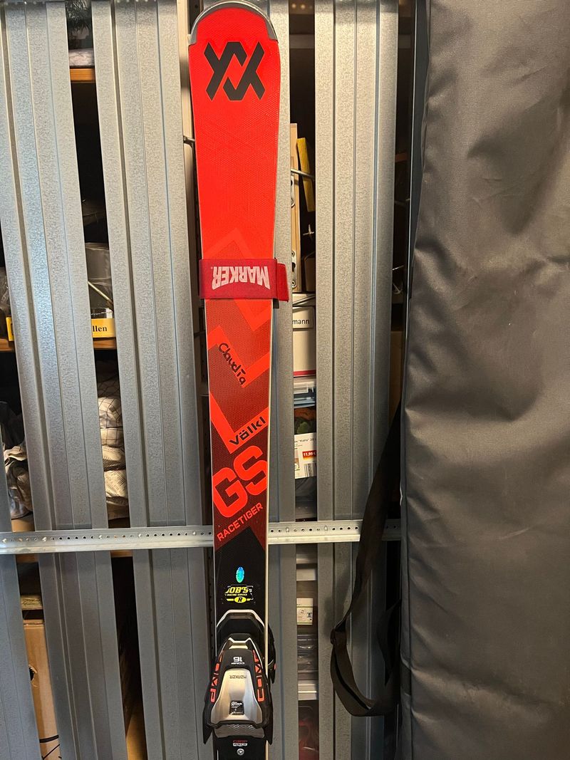 Used Volkl GS Racetiger Master Skis 2023 Skiing & Skitouring