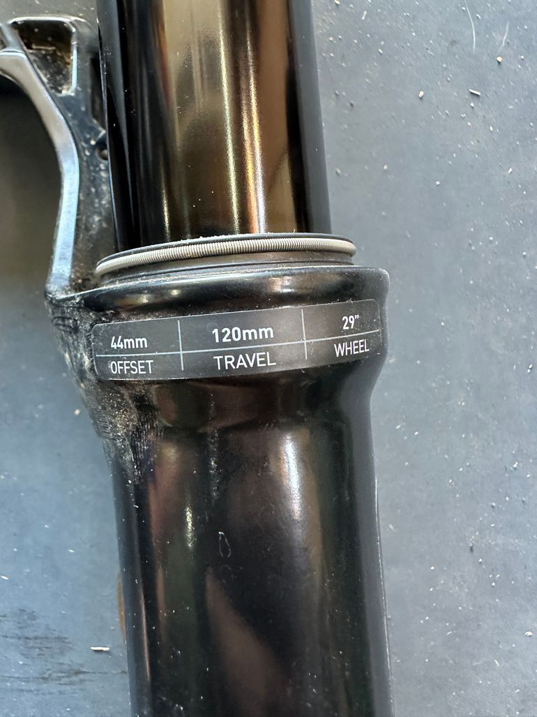 Used RockShox SID Fork 2026 bike — image 11 of 11