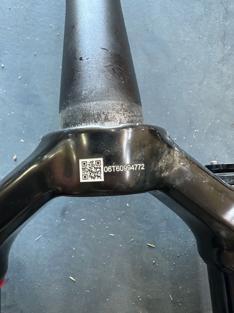 Used RockShox SID Fork 2026 bike — image 9 of 11