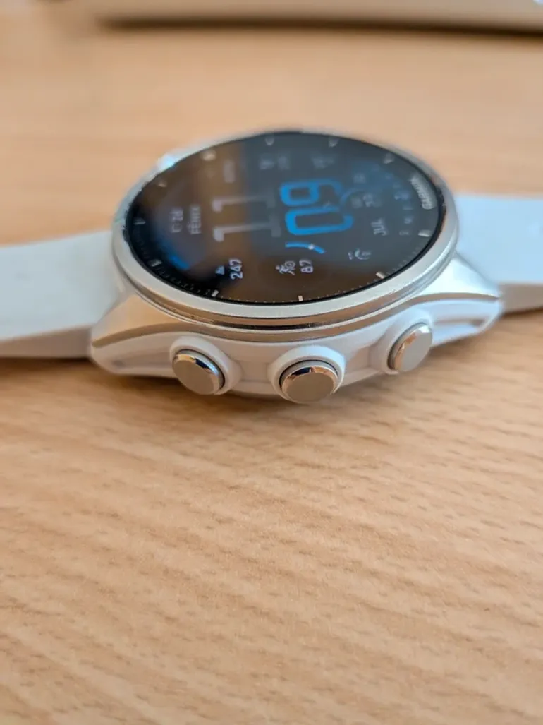 Gebrauchtes Garmin Fenix 8 43mm bike — Bild 4 von 9