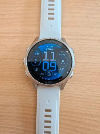 Gebrauchtes Garmin Fenix 8 43mm Electronics
