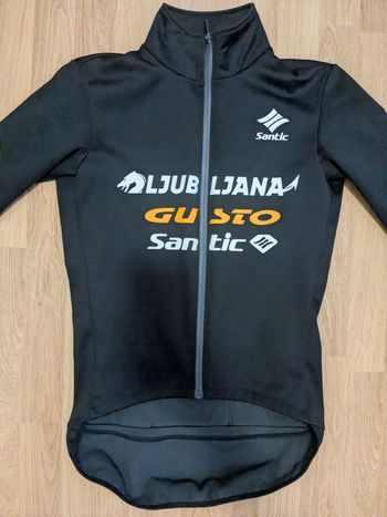 Tweedehands Santic Softshell Rain Jacket 2024 bike — afbeelding 2 van 6