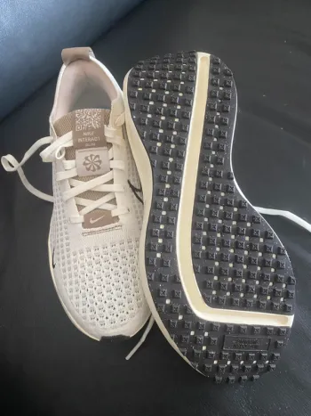 Brugt Nike Interact Run bike — billede 3 af 3