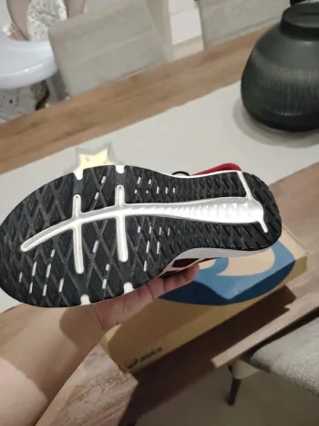 Used Asics Running Shoes bike — image 4 of 5