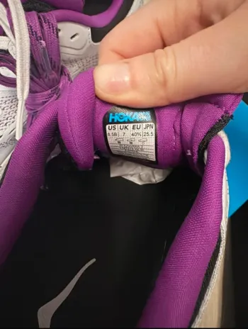Used Hoka Kawana 2 bike — image 3 of 5