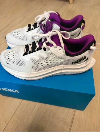 Used Hoka Kawana 2 Running Shoes