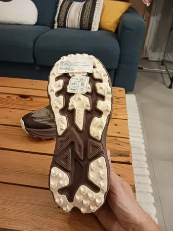 Käytetty Hoka Challenger 8 Gore-Tex bike — kuva 4 / 5