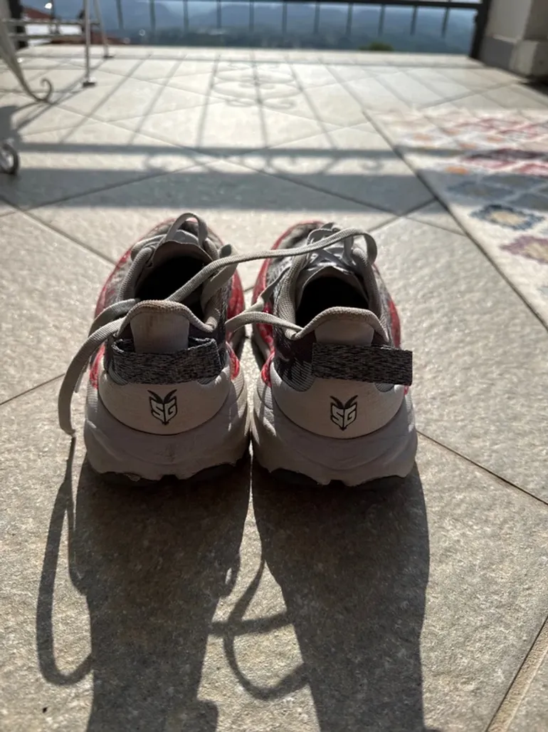 Käytetty Hoka Speedgoat 6 bike — kuva 4 / 6
