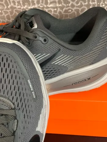 Nike Vomero 18 bike de segunda mano — imagen 9 de 15