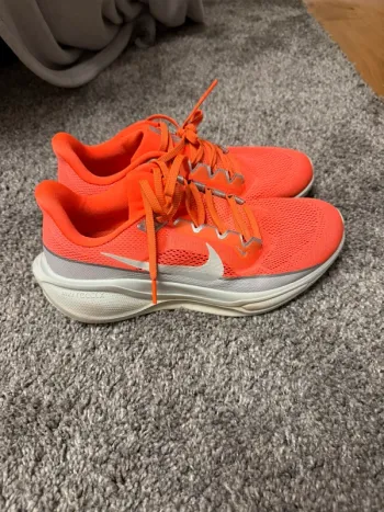 Brugt Lange Nike Laufschuhe Running Shoes
